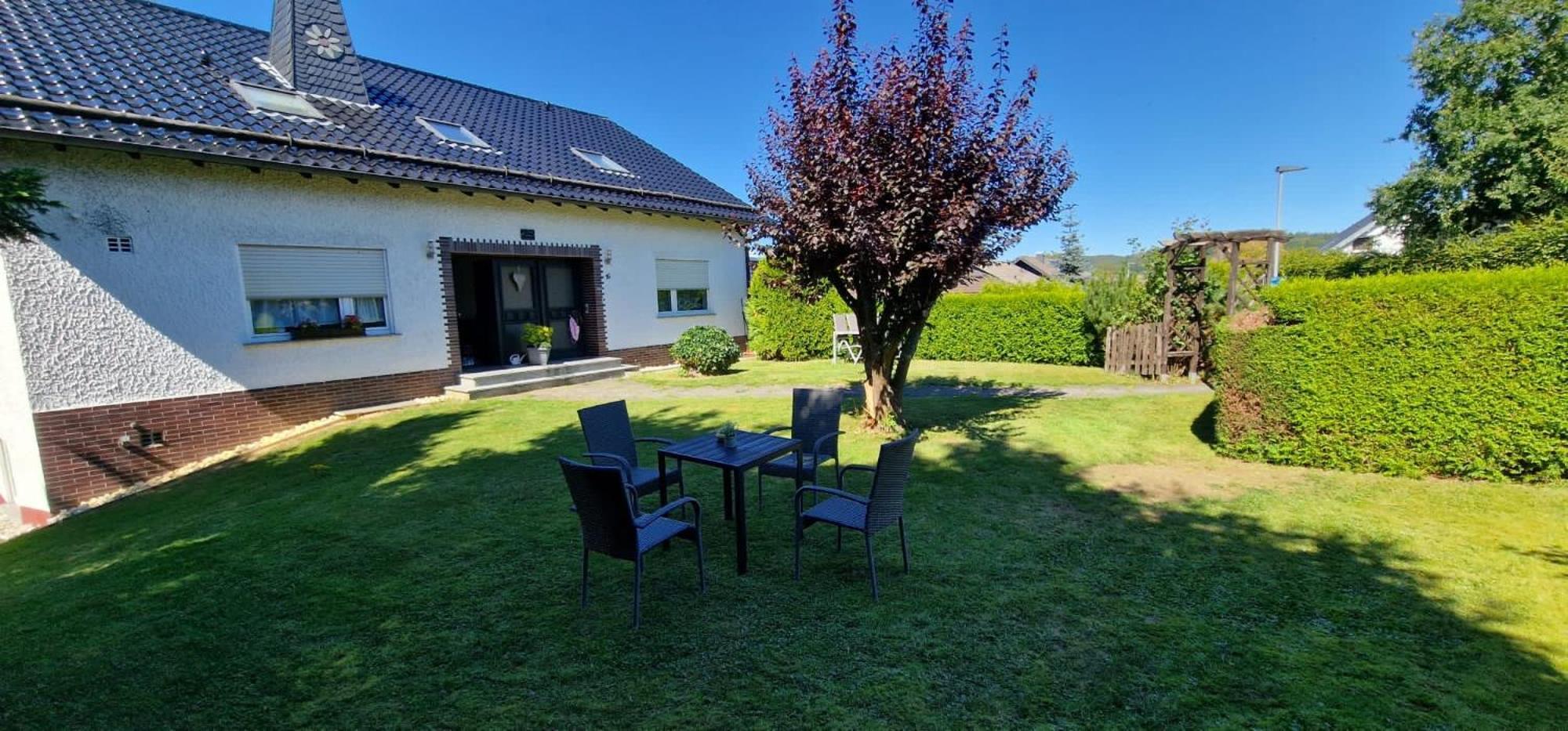 Fewo Hoheeifel, 1 Haus Mit 2 Apartments 5 Schlafzimmer In Kelberg Naehe Nuerburgring Exterior photo
