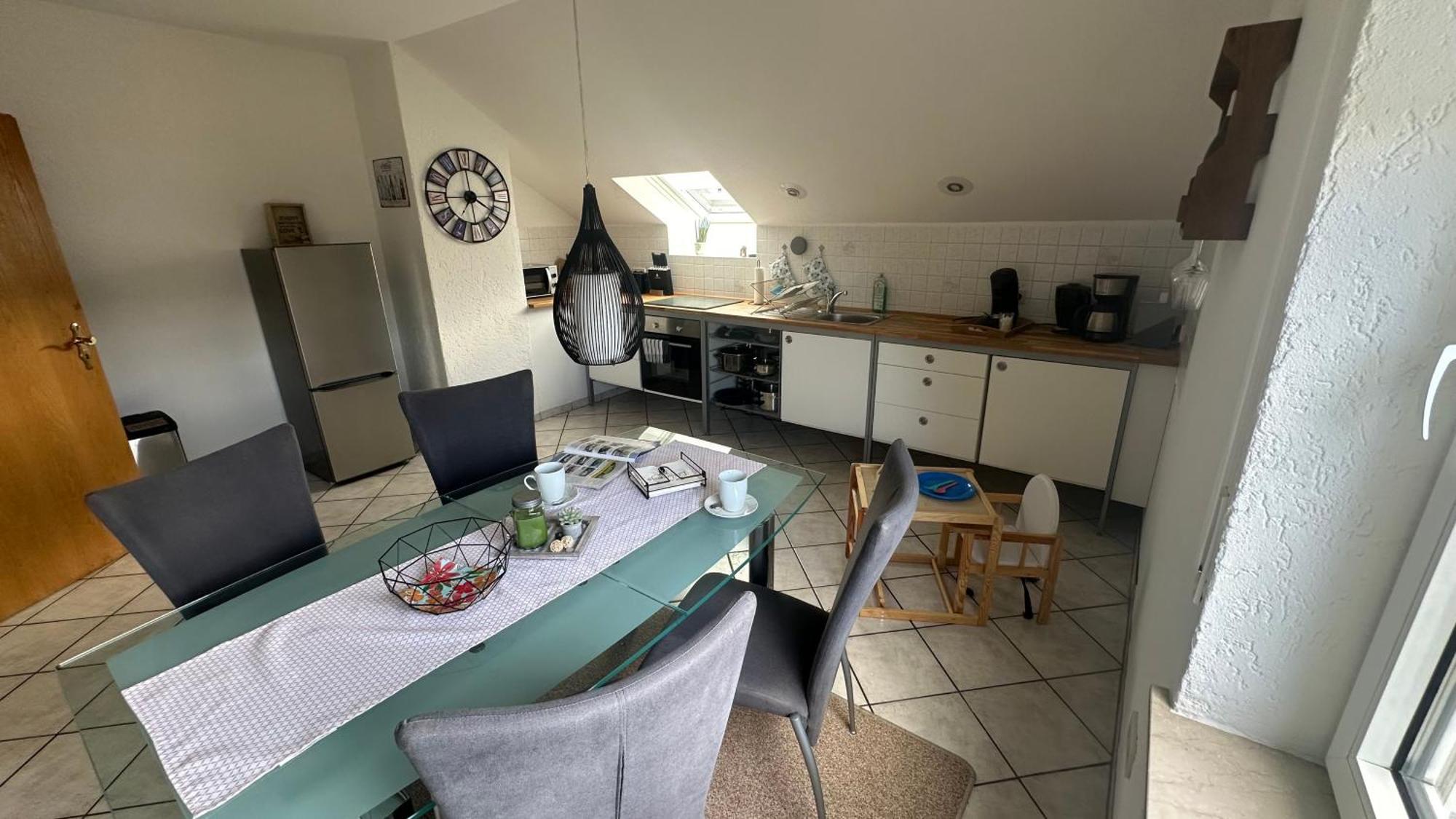 Fewo Hoheeifel, 1 Haus Mit 2 Apartments 5 Schlafzimmer In Kelberg Naehe Nuerburgring Room photo
