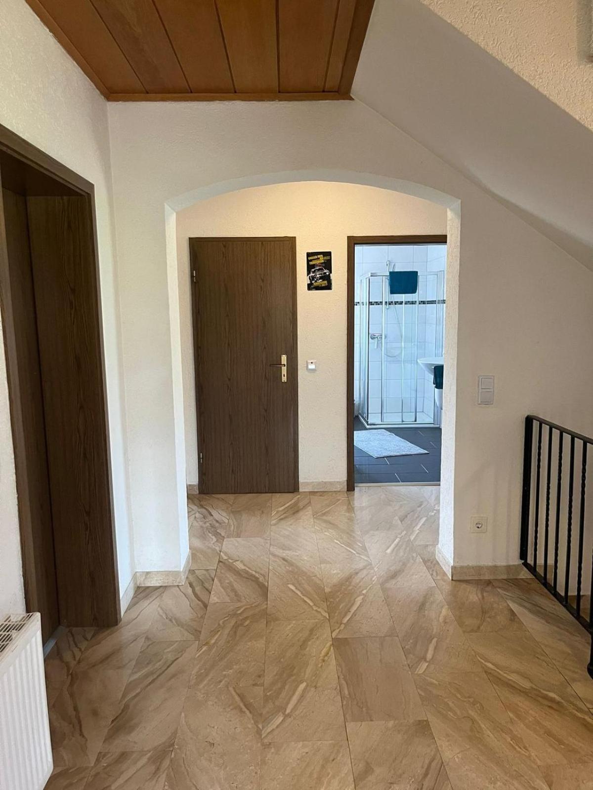 Fewo Hoheeifel, 1 Haus Mit 2 Apartments 5 Schlafzimmer In Kelberg Naehe Nuerburgring Room photo